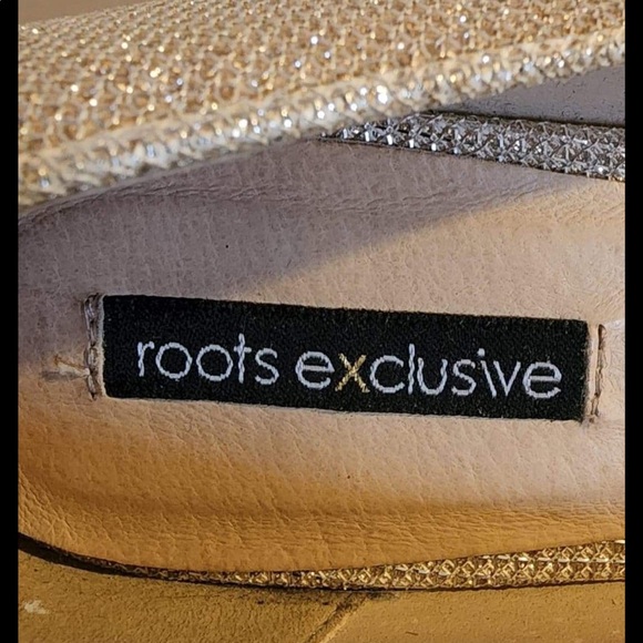 Roots Exclusive! - Picture 2 of 4